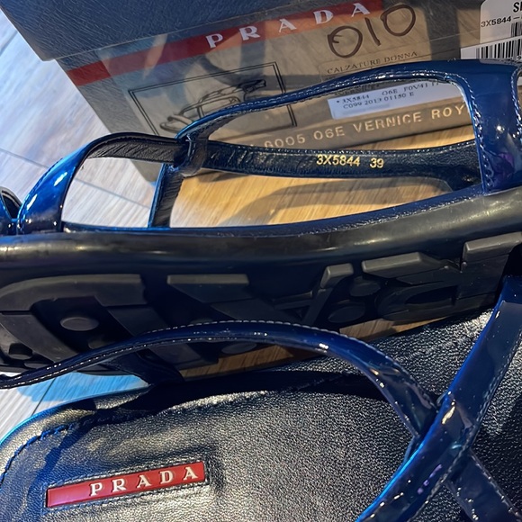 Sale Authentic -like new- Prada Logo Sandals - Picture 9 of 10